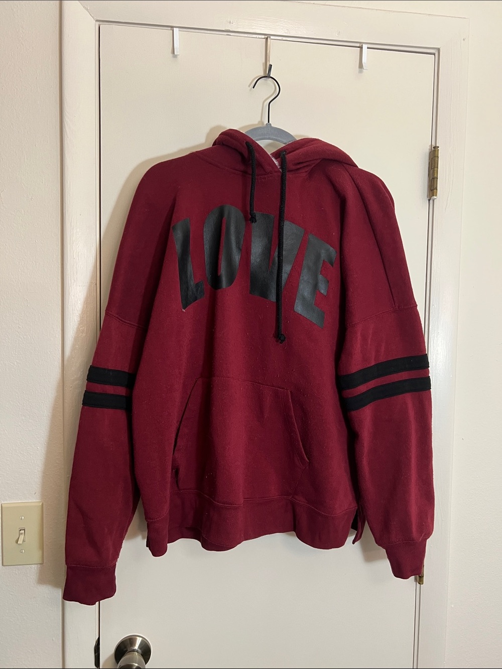 No Boundaries Womens Burgundy 'LOVE' Pullover Hoodie